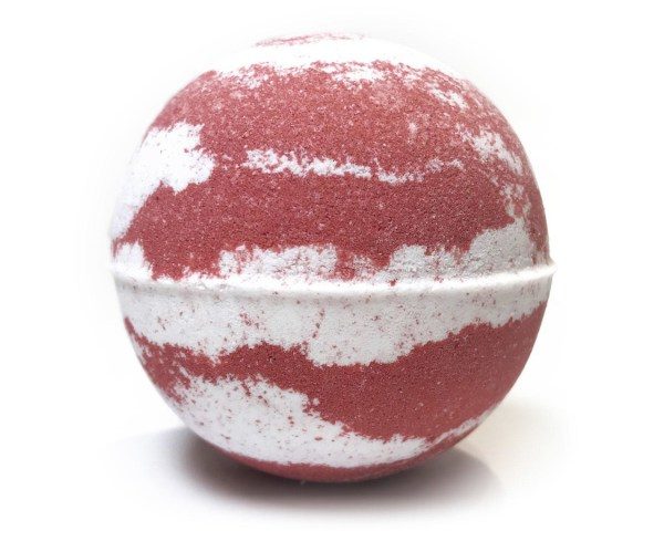 Nikki Stikki Botanicals – CBD Bath Bomb – Christmas Spirit Bomb (red/green) – 300mg CBD | Pacific Green Canada